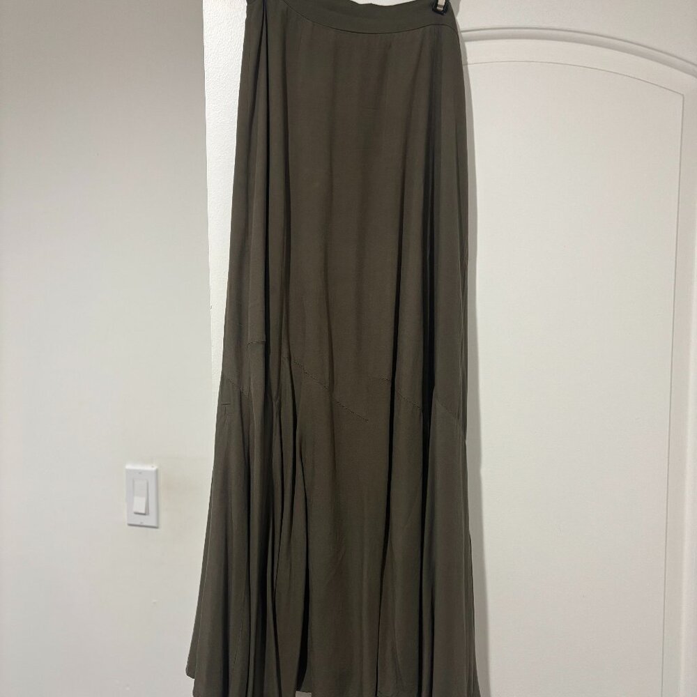 green midi trumpet skirt from Fame